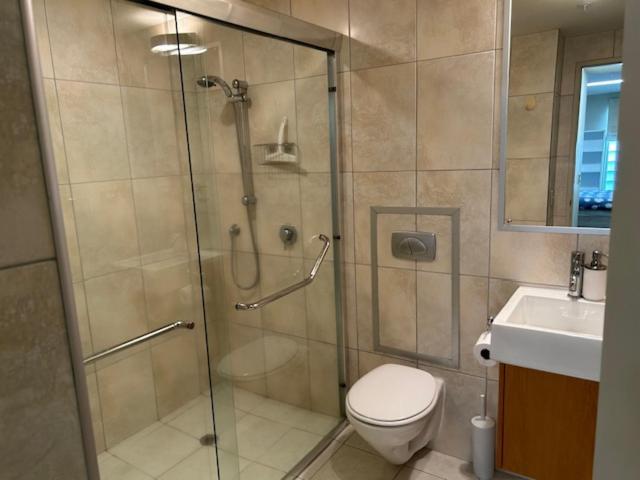 Taupo Vista - Taupo Apartment Bagian luar foto